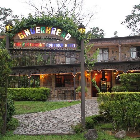 Gingerbread Restaurant & Hotel Nuevo Arenal Esterno foto