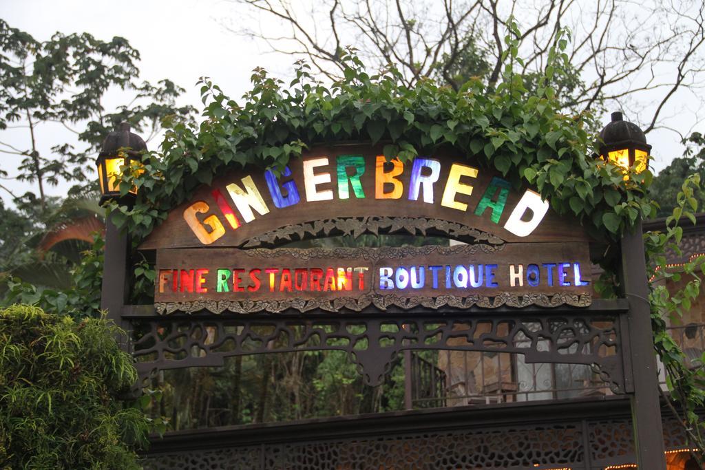 Gingerbread Restaurant & Hotel Nuevo Arenal Esterno foto